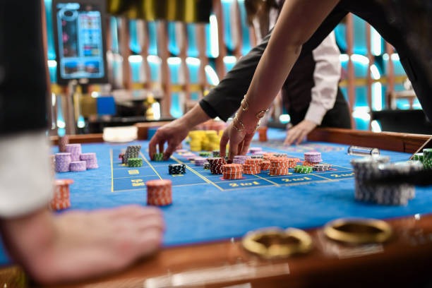 Speed Roulette deposit flow showing DANA, OVO, and GoPay options